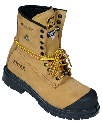 3088 Work boot Full grain wheat color leather titanium toe with kevlar
